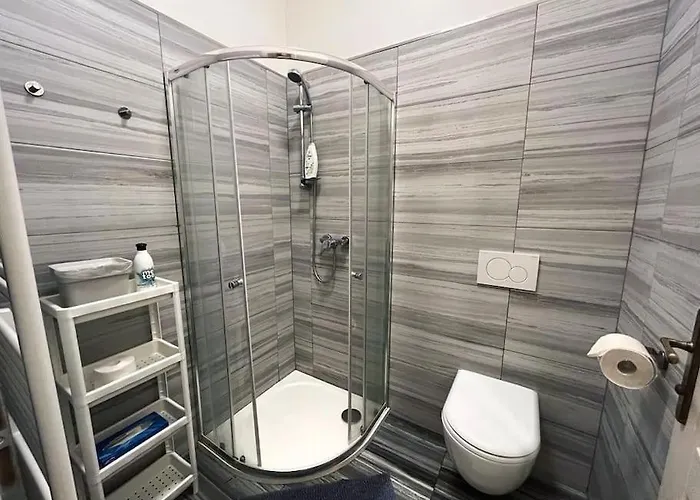 Leger Lägenhet Prag